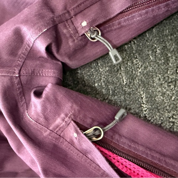 Patagonia Women’s Insulated Snowbelle Pants - Picture 4 of 5